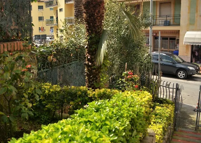 Lejlighed Mansarda Natalie Levanto