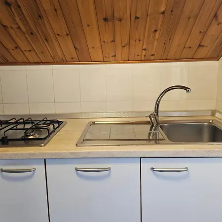 Mansarda Natalie דירה לבנטו